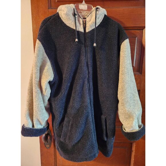 Great Lakes Recreation SMALL black and oatmeal coat. Full zip, hood, light linin - Picture 2 of 8